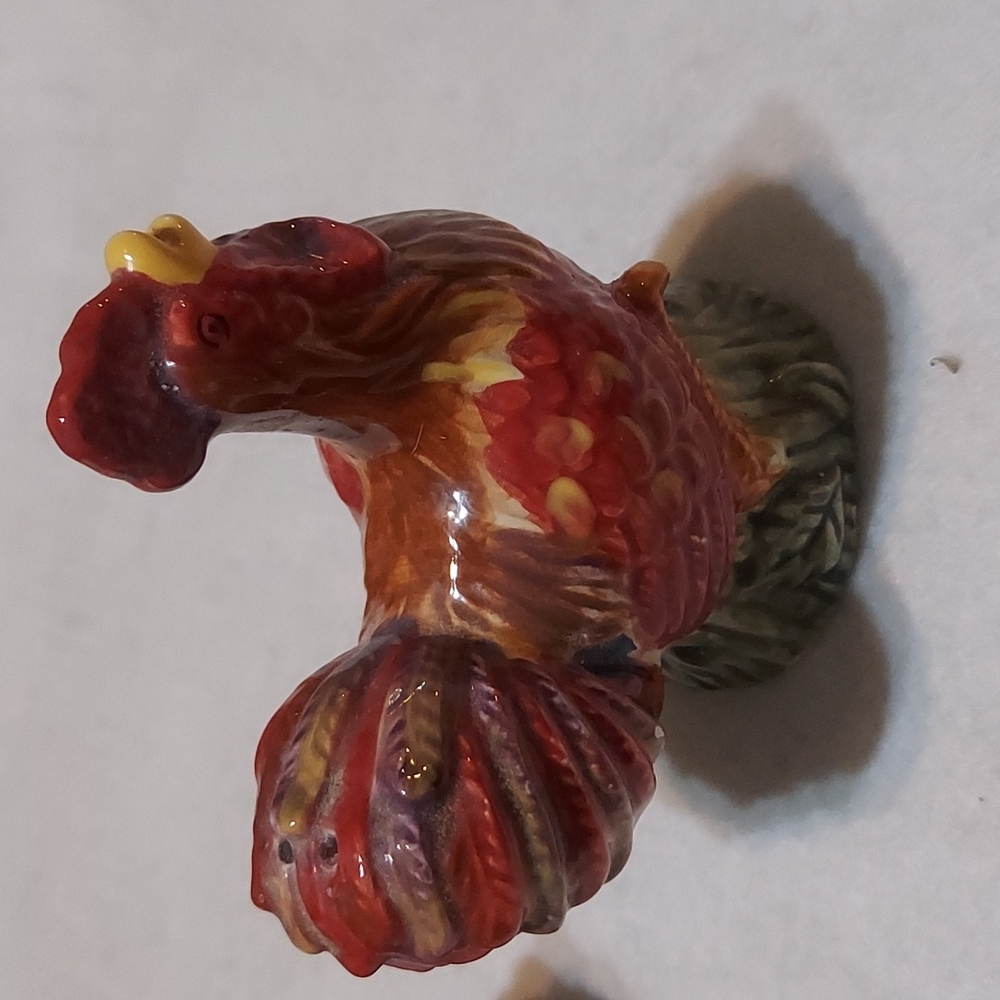 1950's Salt & Pepper Shakers - Picture 5 of 7